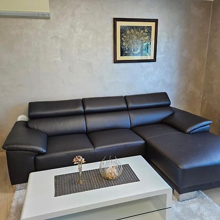 Apartments Riva-Interauto Umag Exterior photo