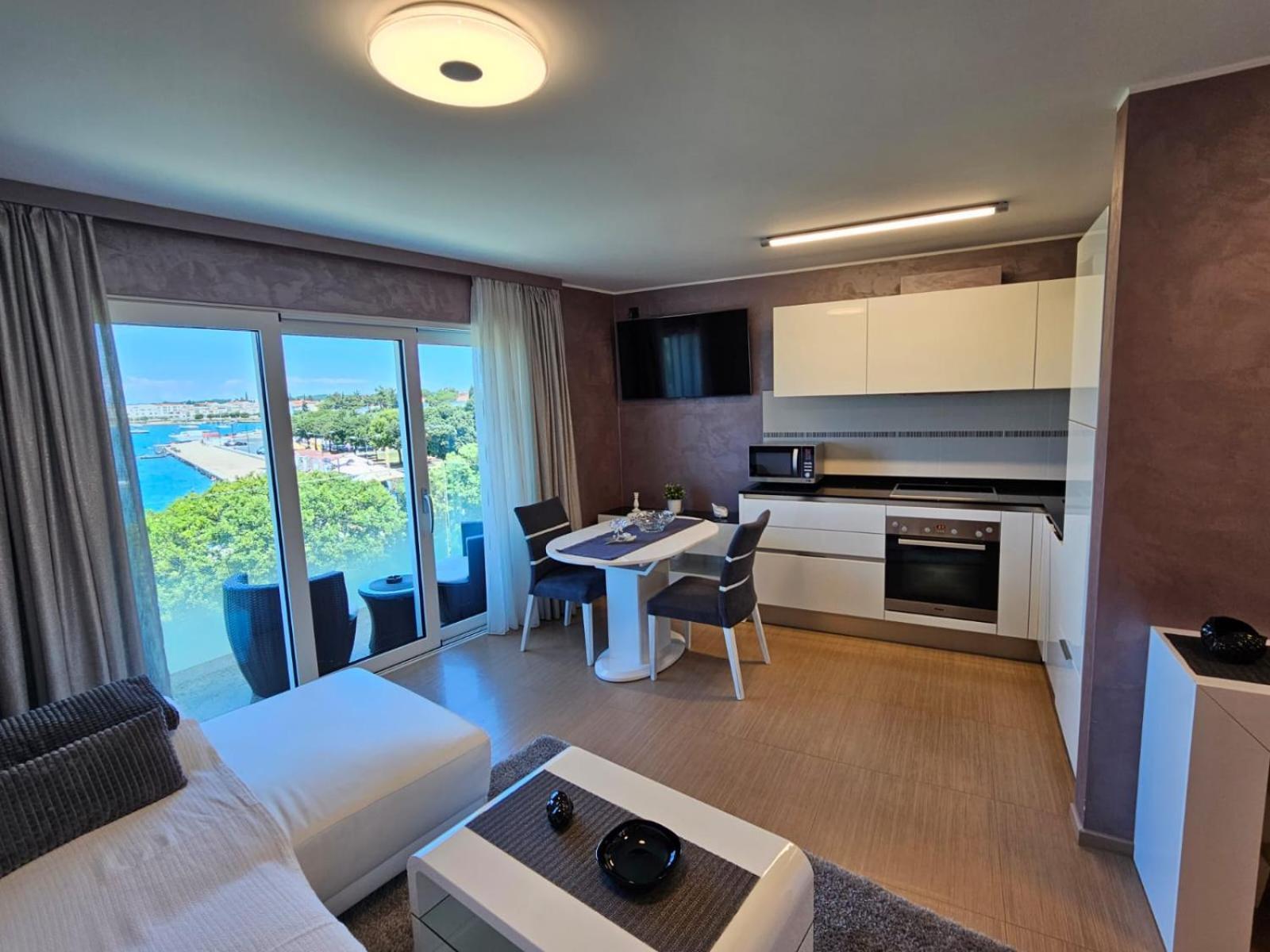 Apartments Riva-Interauto Umag Exterior photo