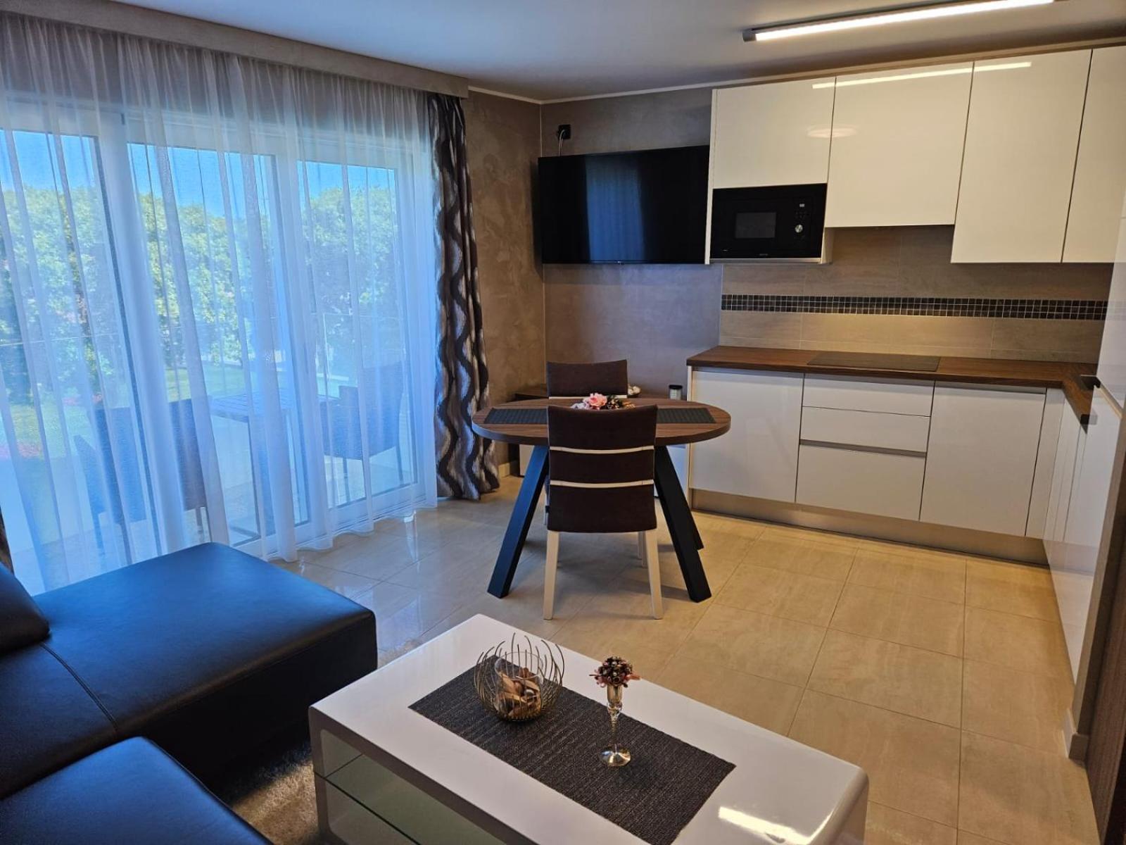 Apartments Riva-Interauto Umag Exterior photo