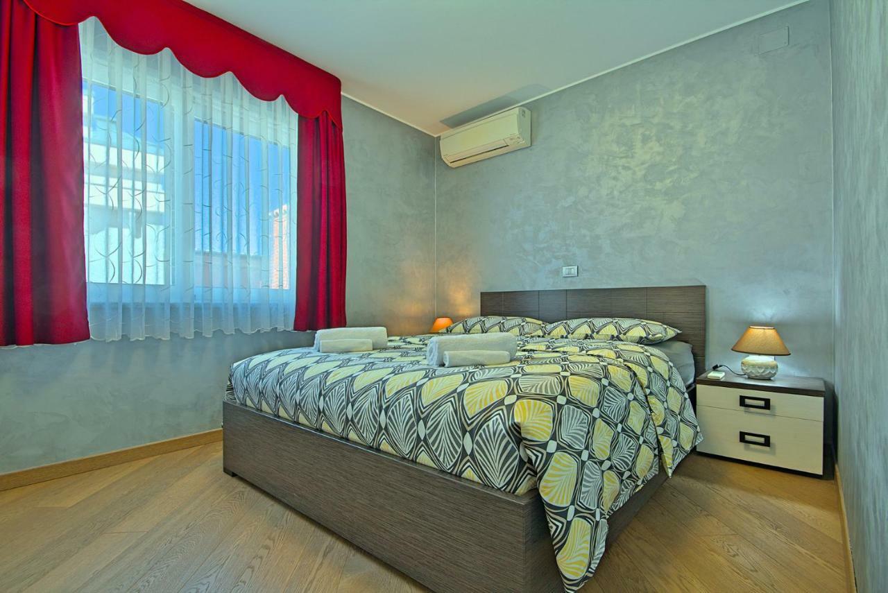 Apartments Riva-Interauto Umag Exterior photo